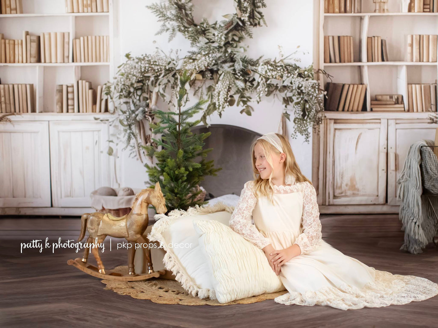 Magnolia Christmas Library - PKP